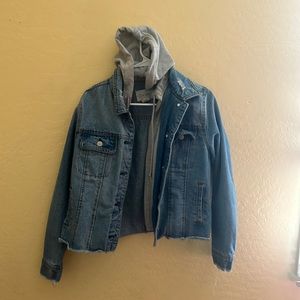 Jean jacket , long sleeves, gently used